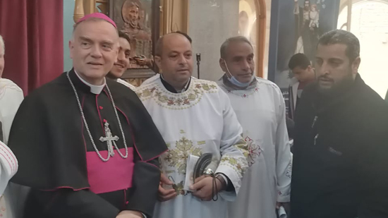 بالصور.. السفير الباباوي يزور إيبارشية أبوقرقاص