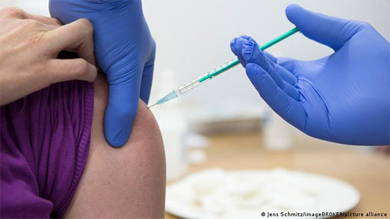 انطلاق حملة التطعيم باللقاح الروسي في الجزائر
