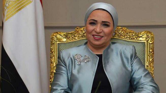 انتصار السيسي للأم المصرية: صاحبة عطاء لا ينضب وتضحيات لا تنتهى