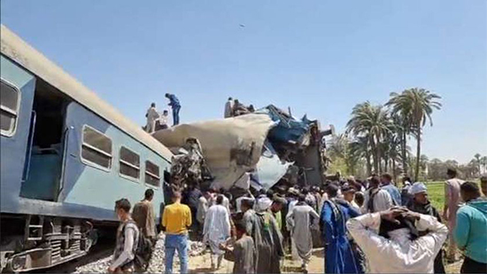 مصدر بـ«السكة الحديد»: سقوط بعض ضحايا قطاري سوهاج في ترعة الإبراهيمية