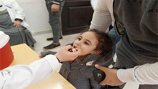 
وزيرة الصحة: تطعيم 15 مليون و884 ألف طفل ضد شلل الأطفال بينهم 17 ألف و844 من الأطفال غير المصريين