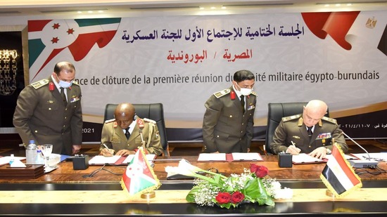 رئيس الأركان يلتقى رئيس قوات الدفاع الوطنى البوروندي
