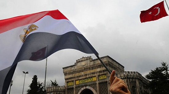  قرار السلطات المصرية تعليق الاتصالات مع أنقرة