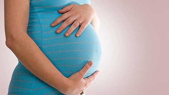  تعرض الحوامل والأطفال لمضاعفات كورونا الخطيرة