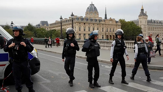  السلطات الفرنسية توقف 7 أشخاص بتهمة تمويل الإرهاب
