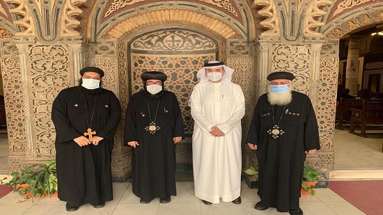 سفير مملكة البحرين يزور منطقة كنائس مصر القديمة