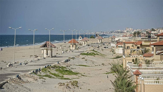 جانب من شاطئ العريش في شبه جزيرة سيناء.