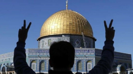 إسرائيل تعتقل 4 مقدسيين وتمنع حارسا في المسجد الأقصى من دخوله لأسبوع