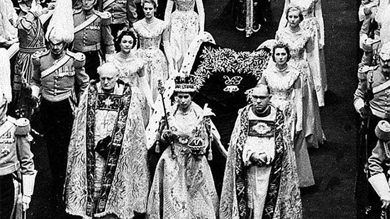 تتويج الملكة إليزابيث الثانية ملكة على العرش البريطاني