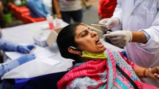  الجارديان : السلالة الهندية لكورونا تقاوم اللقاح
