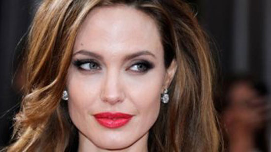 في مثل هذا اليوم.. ميلاد الممثلة الأمريكية آنجلينا جولي (Angelina Jolie)
