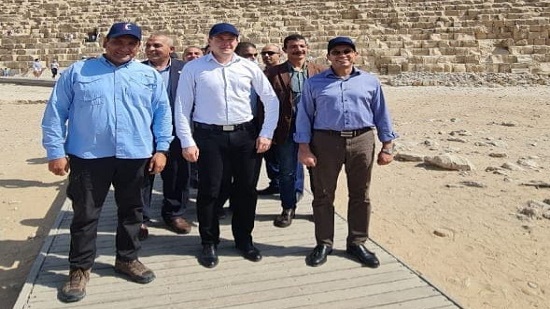  رئيس الوكالة الدولية لمكافحة المنشطات (وادا) يزور منطقة أهرامات الجيزة 
