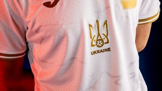 قميص منتخب أوكرانيا