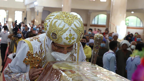 إيبارشية طما تحتفل بعيد القمص يسى ميخائيل