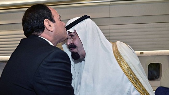 قبلة السيسي على رأس العاهل السعودي الراحل الملك عبدالله بن عبدالعزيز