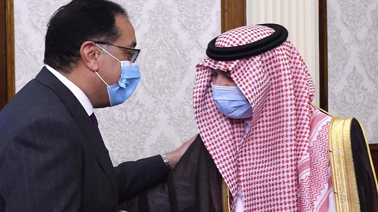  بالصور.. تفاصيل لقاء رئيس الوزراء ووزير الصناعة السعودي لتسهيل الاستثمارات السعودية بمصر

