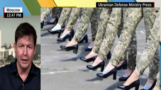 جدل في أوكرانيا بعد مطالبة مجندات بارتداء الكعب العالي