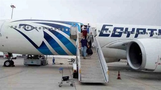 مطار القاهرة يستقبل 328 رحلة دولية وداخلية وتجارية غدا الأحد
