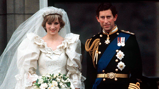 الأمير تشارلز يتزوج من ديانا سبينسر 