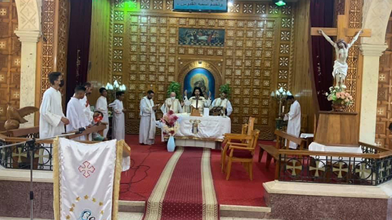 الأنبا باخوم يترأس القداس الإلهي بمؤتمر التربية الدينية بكفر الدوار