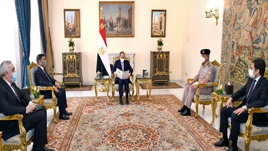  الرئيس السيسي يبحث مع وزير الدفاع العراقي القضايا العربية والإقليمية المشتركة