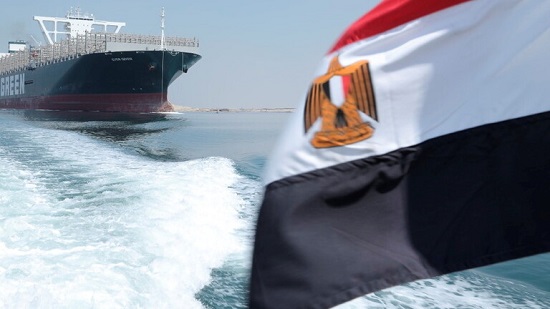 العلم المصري في قناة السويس، صورة تعبيرية