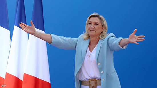 امرأتان في فرنسا تعلنان منافسة ماكرون على الرئاسة