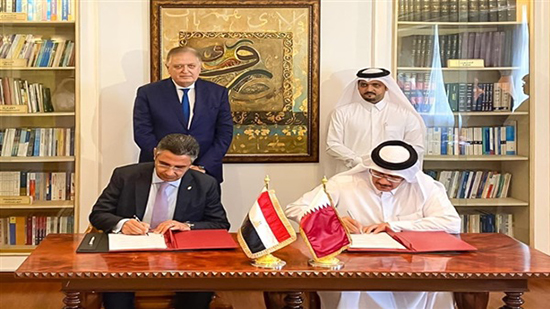 تعاون قطري مصري في مجال البريد والنقل الجوي