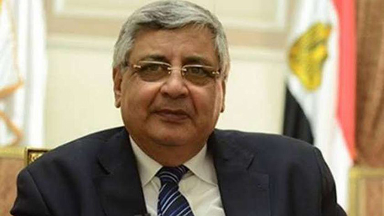 مستشار الرئيس يوضح مزايا رفع مصر من قائمة السفر الحمراء