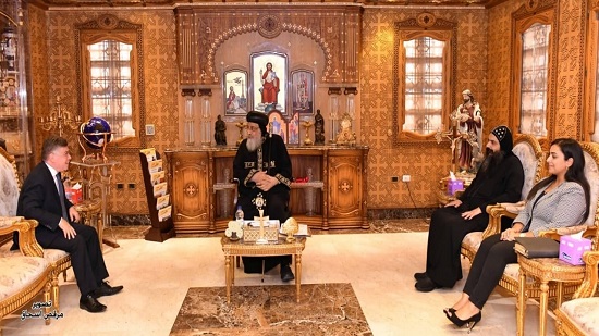  البابا يستقبل سفير مصر في مالطا (صور)