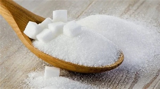 اضطراب في السوق بسبب السكر.. والكيلو يرتفع لـ 16 جنيها ببعض المناطق
