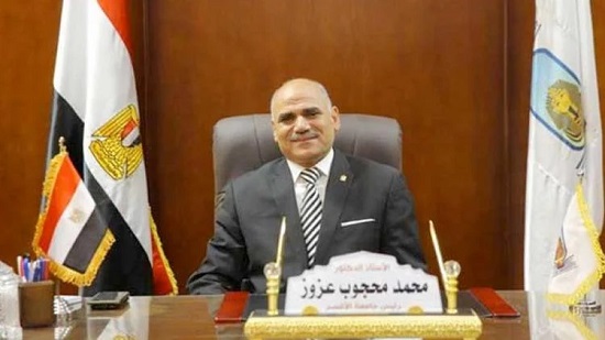 رئيس جامعة الأقصر يهنئ أهالى المحافظة بالعيد القومى