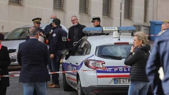مرصد الأزهر يدين التعدى على ضباط شرطة فى فرنسا