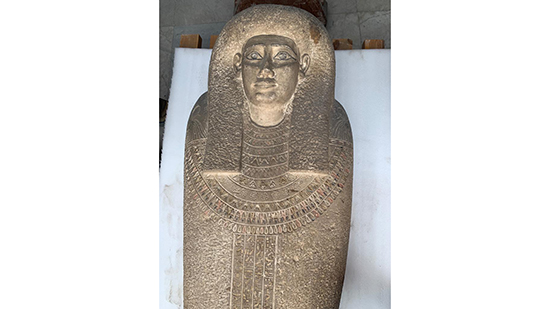 المتحف المصري الكبير يستقبل  ٥٢ قطعة أثرية ضخمة و١٦ قطعة من كنوز الملك توت عنخ آمون 