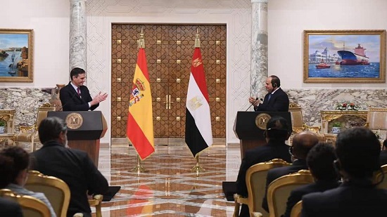 الرئيس السيسي يشكر اسبانيا لارسالها لمصر اللقاحات المضادة لفيروس كورونا 