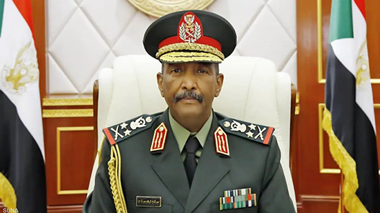 البرهان نفى أحقية العسكريين بالمشاركة في انتخابات 2023