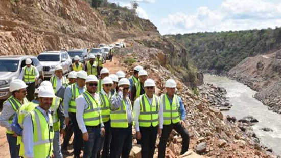 عمرو أديب: مصر تشارك الشعب التنزاني في بناء سد جوليوس نيريري بتكلفة تصل إلى 3 مليارات