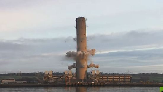 فيديو.. تفجير أطول هيكل في اسكتلندا