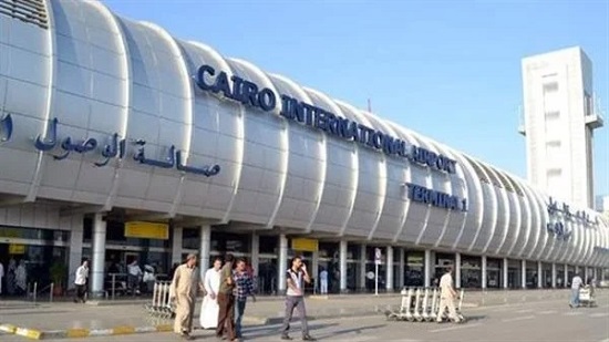 إقلاع وهبوط 353 رحلة جوية دولية وداخلية وتجارية بمطار القاهرة غدا