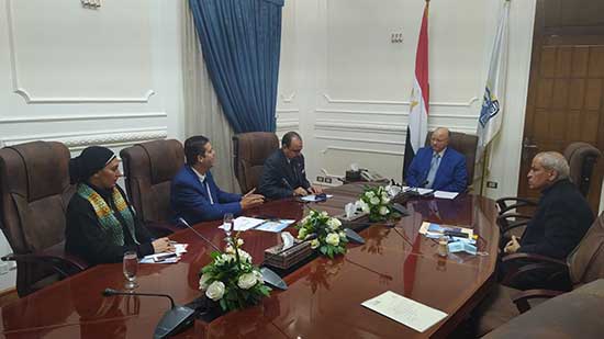 محافظ القاهرة يلتقي ممثلو صندوق مكافحة الإدمان وجهود تقديم العلاج للمدمنين