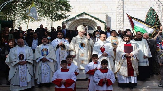  البطريرك بييرباتيستا بيتسابالا يترأس قداس عيد الميلاد بغزة 