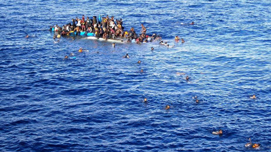 بعد غرق ١٥٠٠ مهاجر .. المنظمة الدولية للهجرة تحذر من ارتفاع اعداد الضحايا 