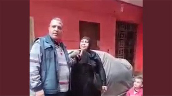  الامن ينجح في ضبط صاحب فيديو التعدي على سيدة في الشارع امام اطفالها  