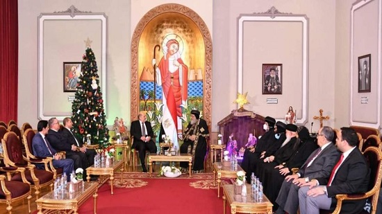 رئيس مجلس الشيوخ يزور البابا تواضروس للتهنئة بعيد الميلاد 