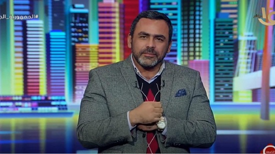 الإعلامي يوسف الحسيني يعلن إصابته بـ «أوميكرون» على الهواء