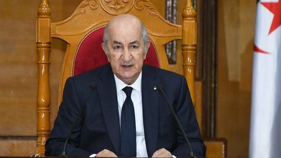 الرئيس الجزائري يزور مصر الاثنين