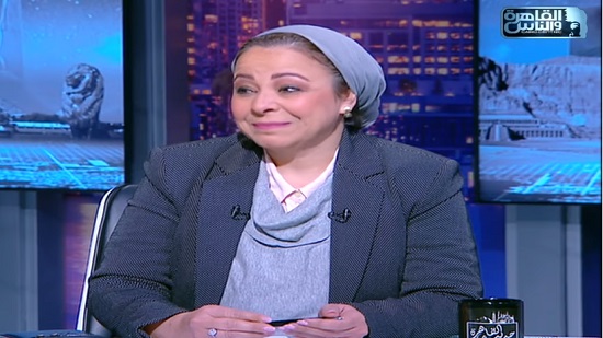 فيديو .. ابو القمصان : هاجموا منى زكي لانها فضحت بفيلمها مجتمع عربي يعتبر الزوجة ديكور في حياة الرجل 