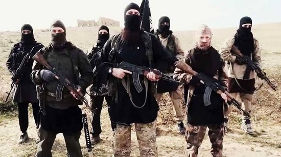 10000 جهادي .. صحيفة فرنسية : تنظيم داعش الارهابي ما زال موجودا بسوريا والعراق ويستخدم القاصرات دروع بشرية  