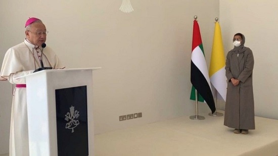 المطران إدغار بينيا بارا بافتتاح مقر السفارة البابوبة في أبوظبي 