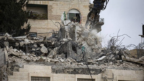 الجيش الإسرائيلي يهدم منزلي أسيرين فلسطينيين في جنين